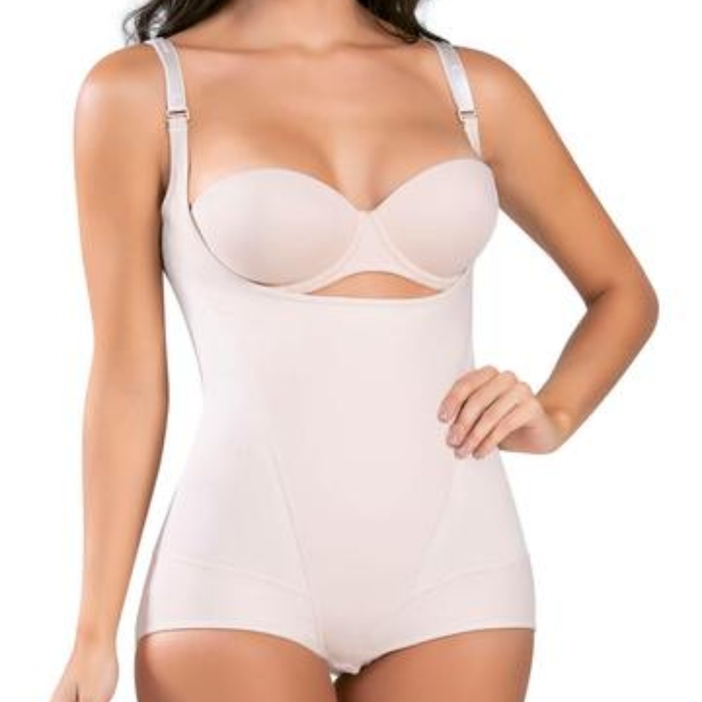 HOURGLASS EFFECT BODY SHAPER (428)